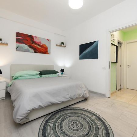 Lotus - Appartamento Sul Mare A Ostia Con Giardino Relax المظهر الخارجي الصورة
